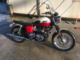 TRIUMPH Bonneville T 100