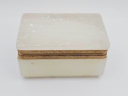 Antike Schmuckdose aus Alabaster mit Goldrand, Vintage