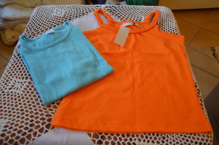 TAILLE 110-116 - T-SHIRT + TOP - NEU