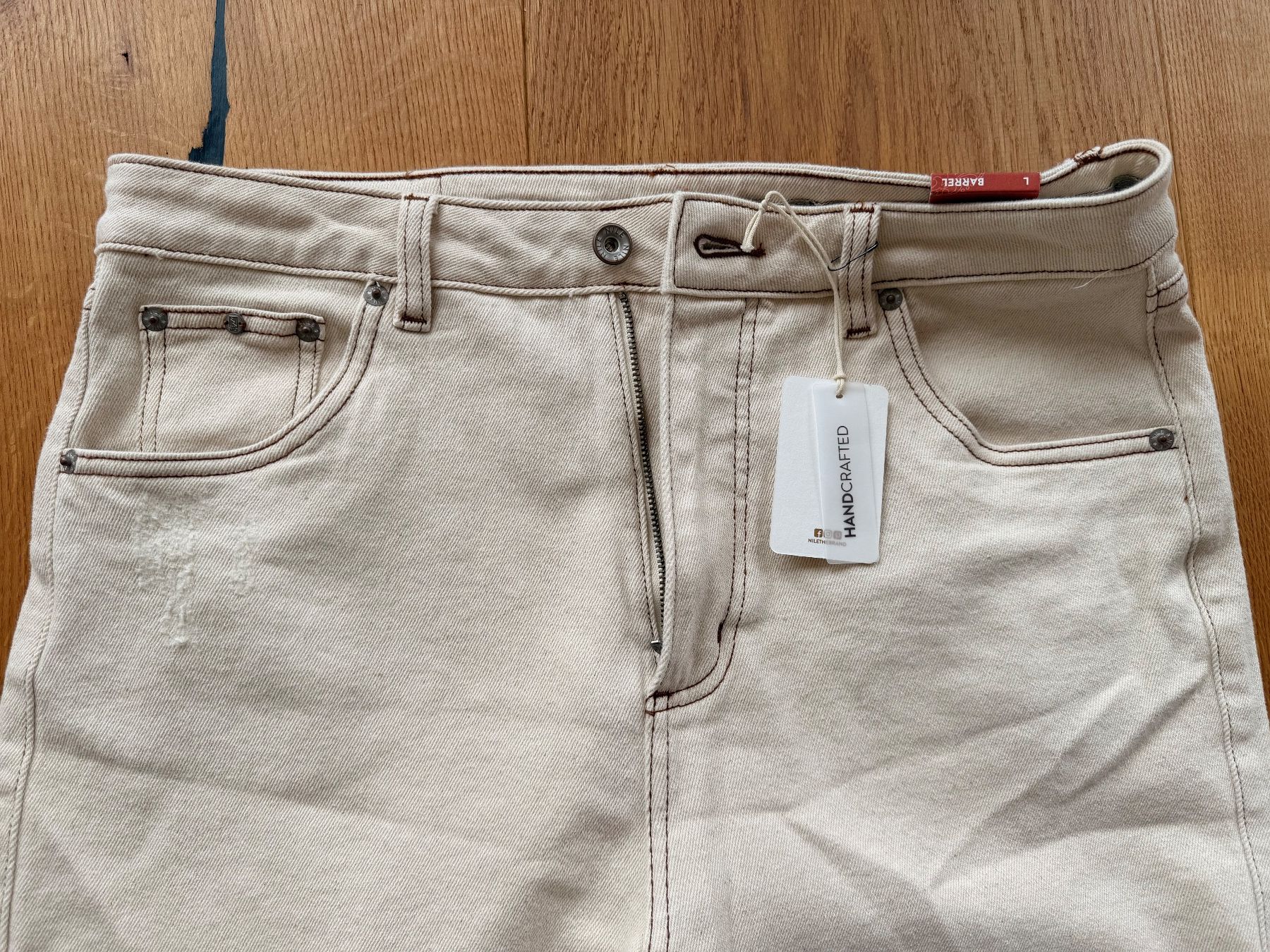 Nile Jeans: Neue Nile Hose Jeans beige L – Nuovo e nell'imballaggio originale da Spiez venduto da Nieverge0 2