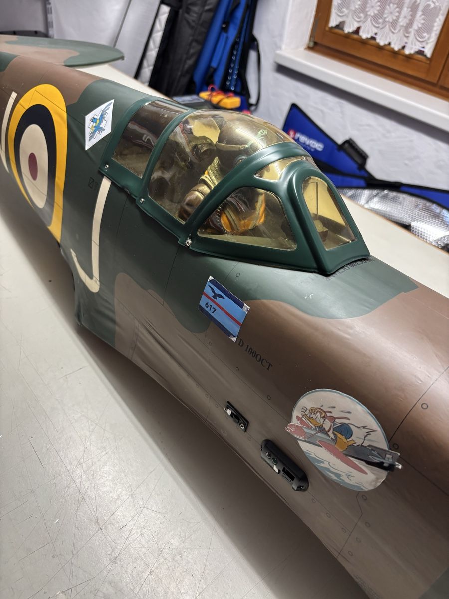 Modellismo RC: Spitfire ev. Blackhorse ca. 180 cm – Usato da Balsthal venduto da Benu3 1
