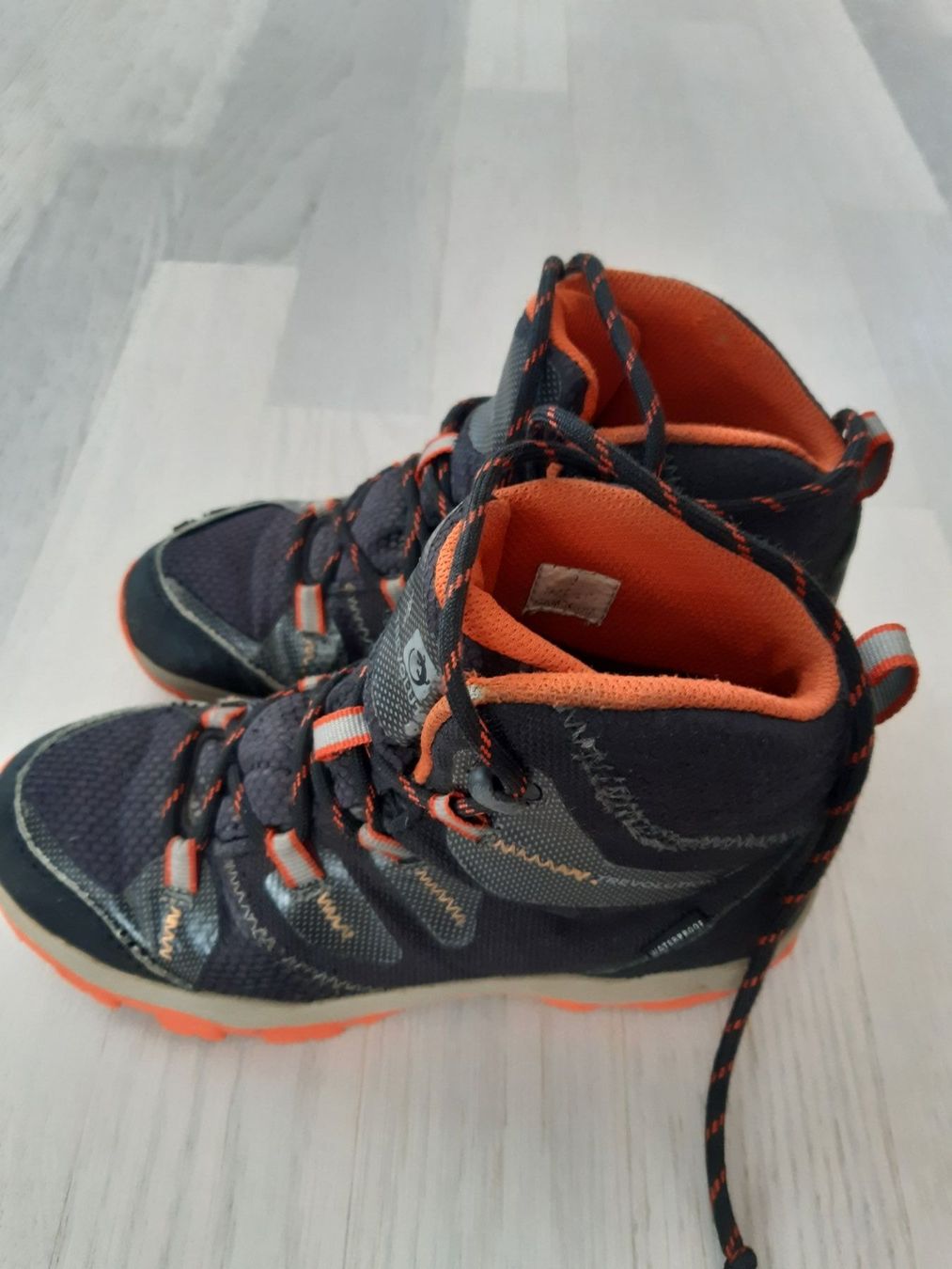 Trevolution Scarpe da uomo: Kinderwanderschuh "Trevolution" Gr. 33 – Usato da Frauenfeld venduto da Costanza01