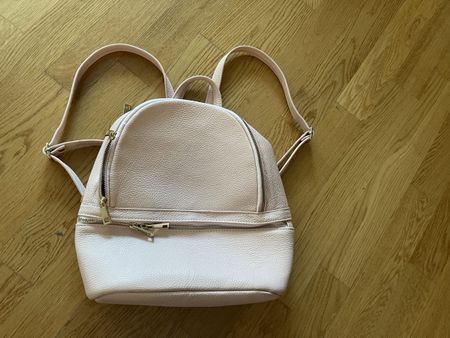 Tasche/ Lederrucksack "LIO", Rosé, neuwertig