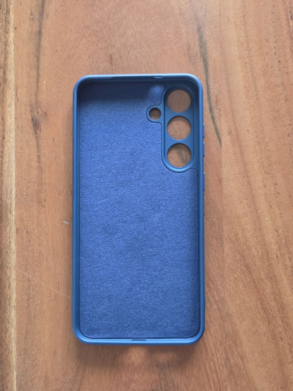 Chatières: Samsung Galaxy S25+ Hülle – Neuf (Voir description) à Rickenbach-Sulz par Bacardibabe 1