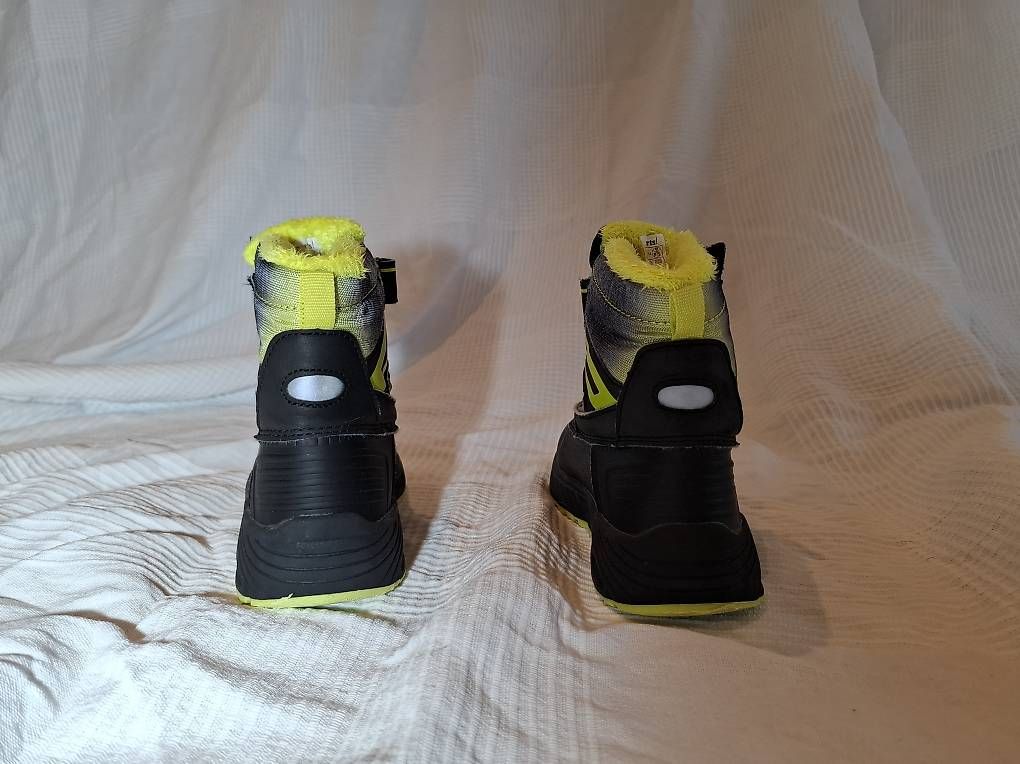 Scarpe per ragazzi: Pepperts Winterschuhe Gr. 33 – Usato da Greifensee venduto da Greifensee2 1