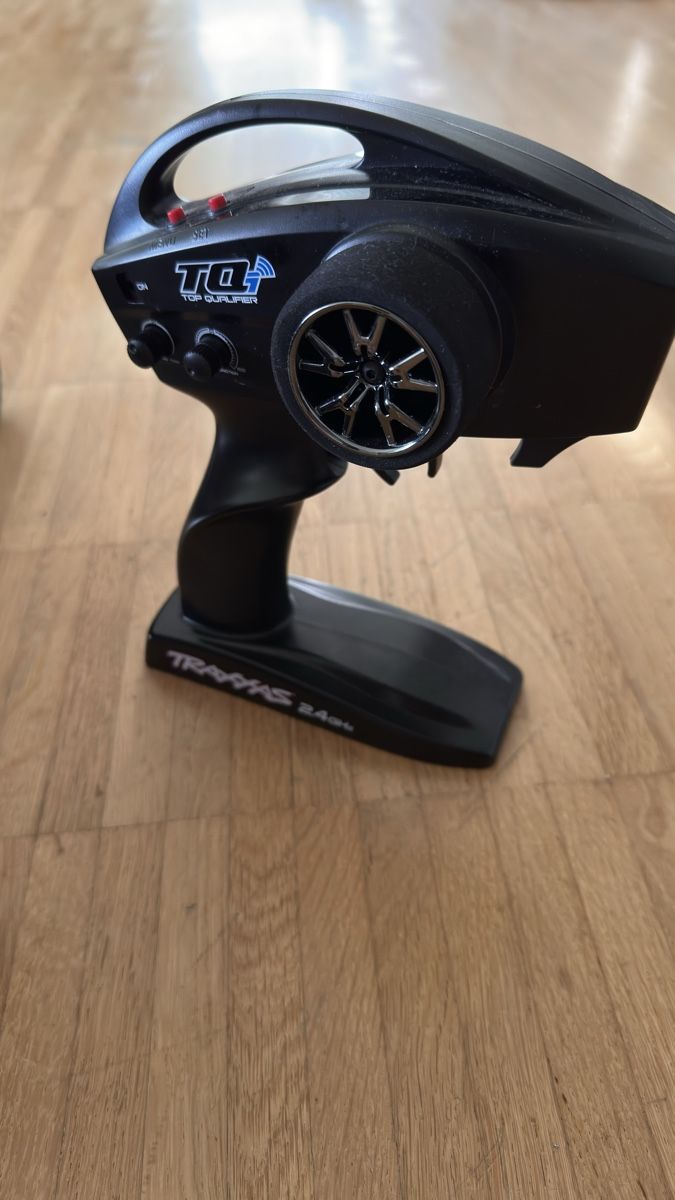 Traxxas Modellismo RC: Traxxas slash 4x4 ultimate.    +zubehör – Nuovo (secondo la descrizione) da Reinach BL venduto da ZUM400 4