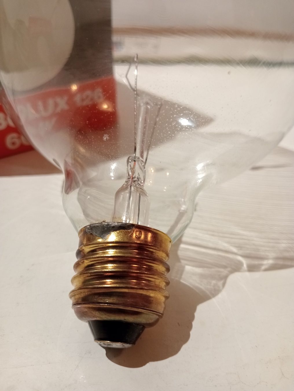 Lampade: Glühbirne Gross, E27, 60W, selten! – Usato da St.Niklausen LU venduto da Wirdbereitsverwendet 2