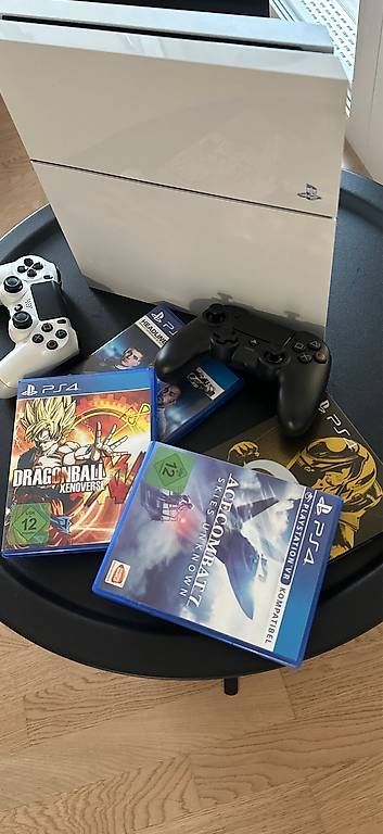 Console: Verkaufe neuwertige PS4 – Usato da Rheinfelden venduto da ole_w5qk 1