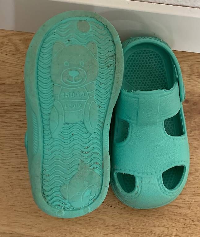 Scarpe per ragazzi: Kindersandalen Gr. 25 – Usato da Günsberg venduto da AlphaCharlieBravo 1