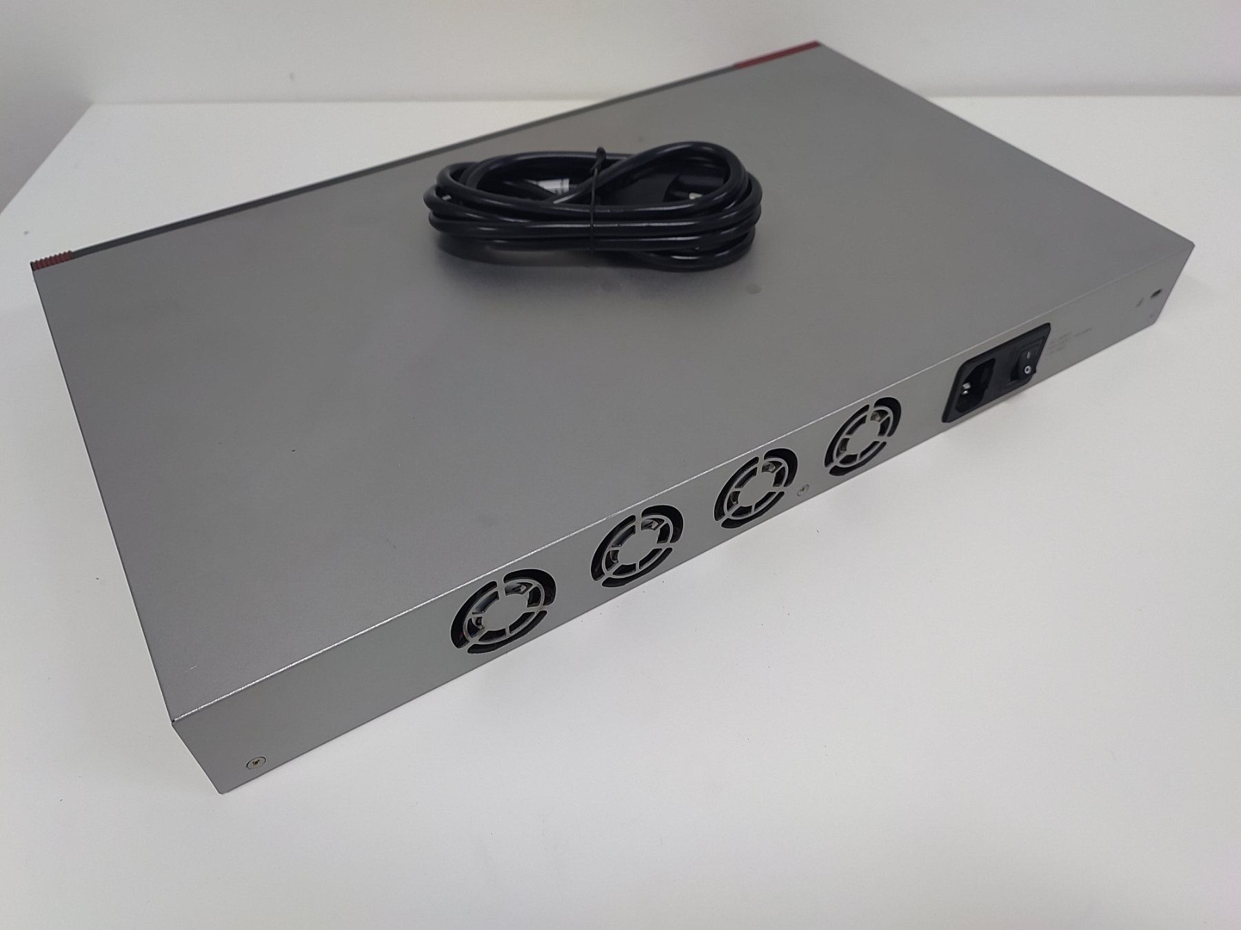 Zyxel Firewall: Zyxel USG 1100 Firewall – Gebraucht aus Wald ZH von Acl 2