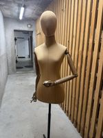 Mannequin de couture articulé femme bon état