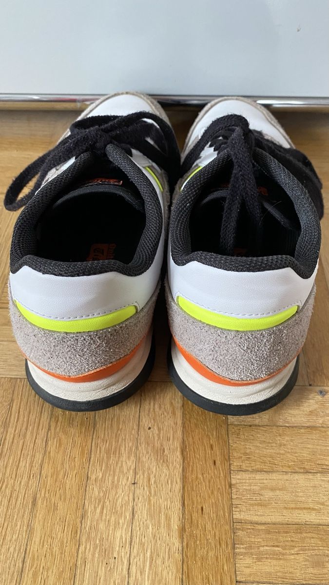 Onitsuka Scarpe da donna: ONITSUKA TIGER Sneakers Weiss Gr. 39.5 – Usato da Urdorf venduto da Resumasa 2