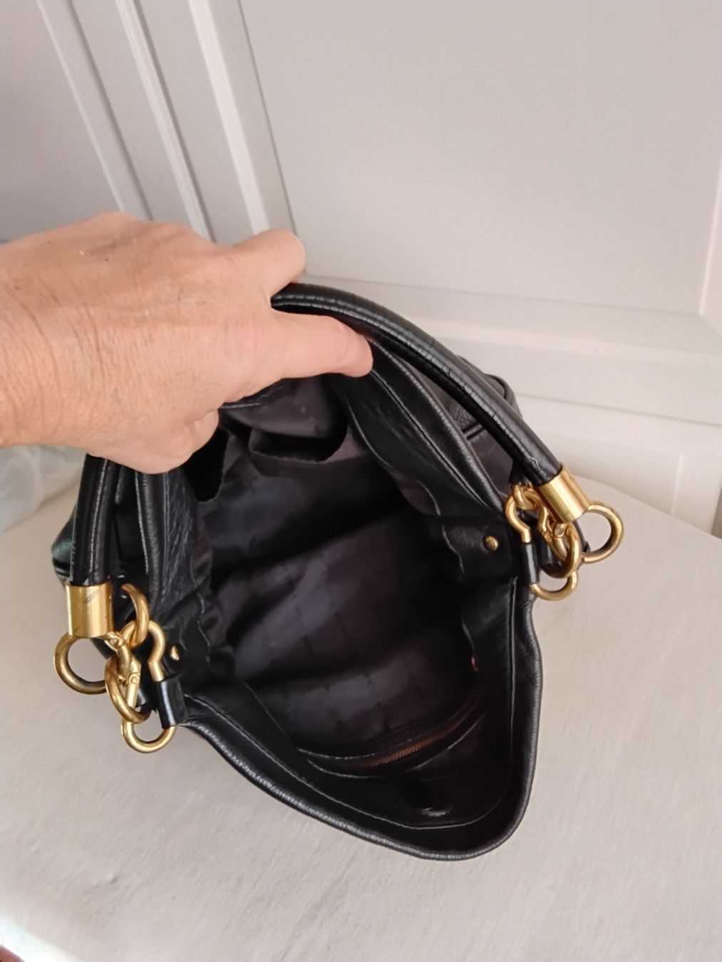 Marc Jacobs Taschen für Damen: Schwarze Ledertasche  – Gebraucht aus Fey von ladamedunil 4