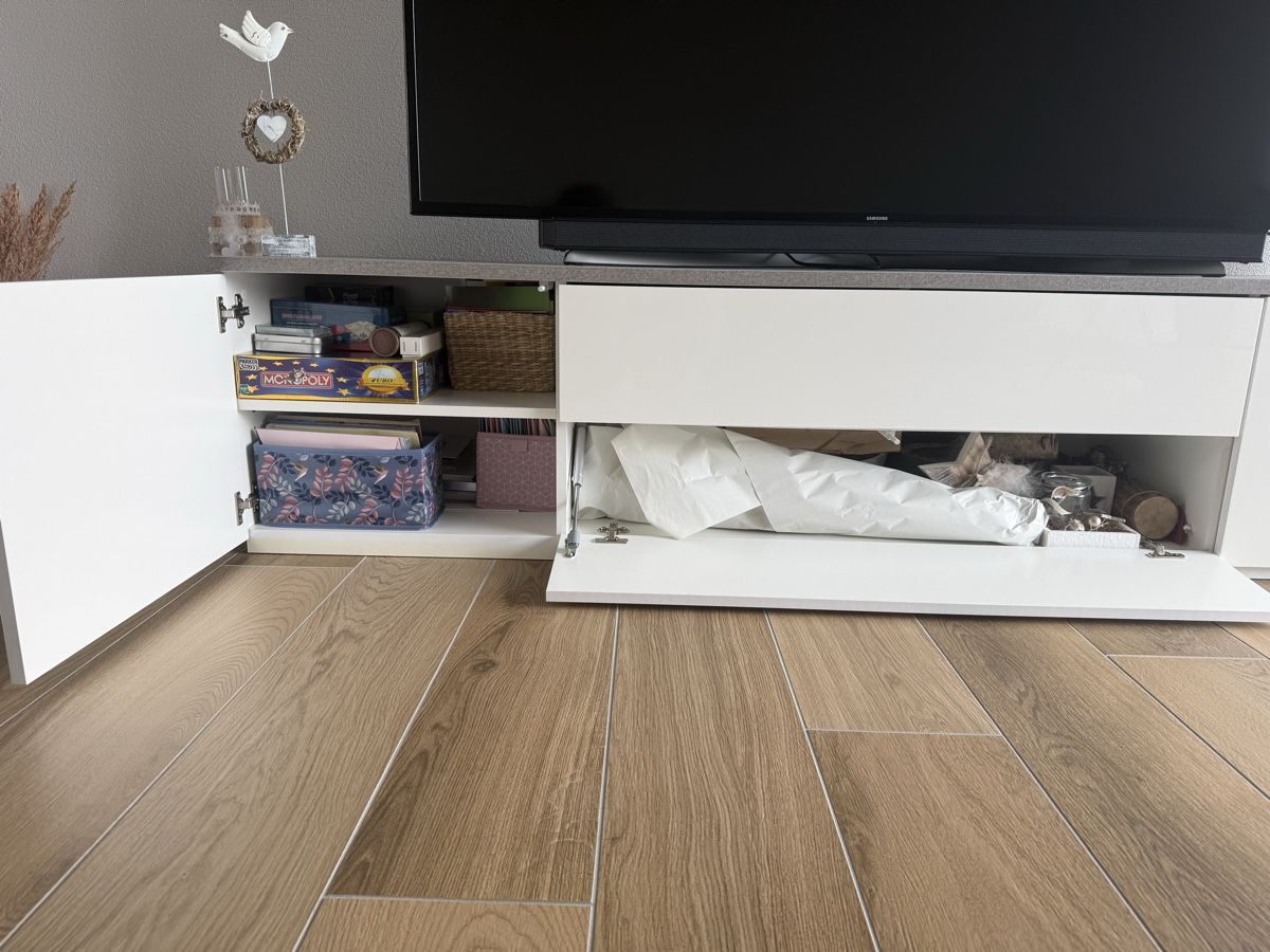 Mobili TV: TV Möbel ab 1.- – Usato da Rupperswil venduto da Datocompax 2