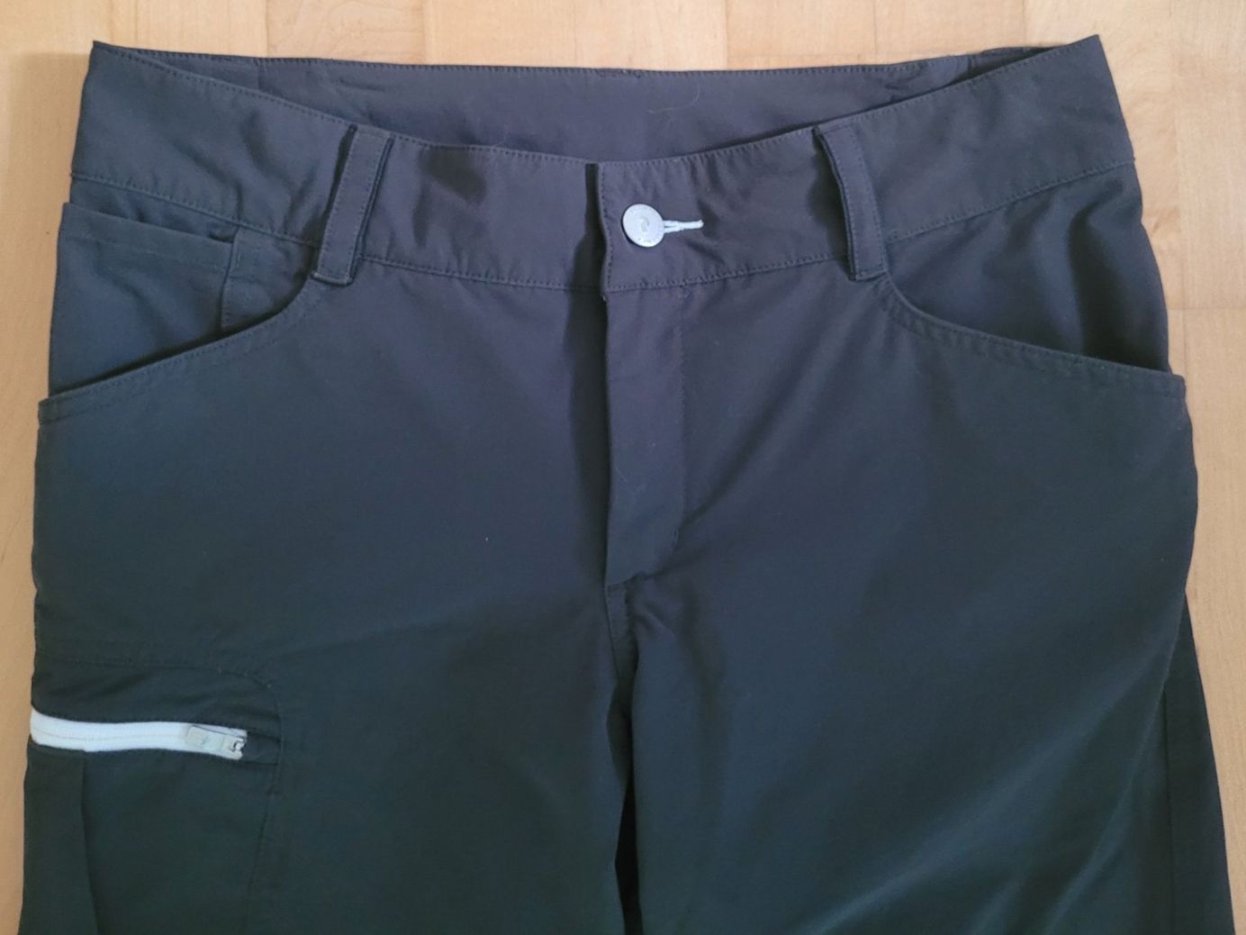Peak Performance Pantalons: Peak Performance Wanderhose grau Gr. S Zipp-off – D'occasion à Widnau par kerstinlo 1