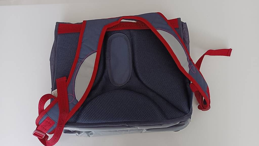 Kindertaschen: Cartable "j'aime les cheveaux" NEUF – Gebraucht aus Thônex von dcas-1226 3