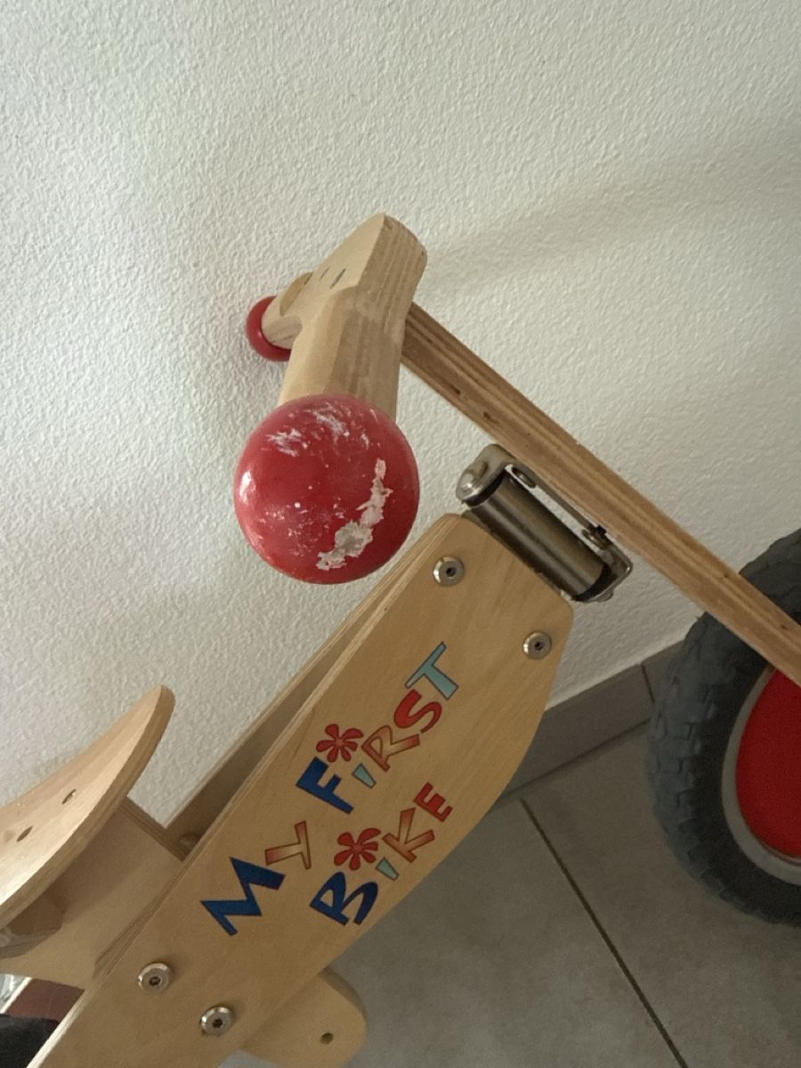 Fahrzeuge für Kinder: Tolles Laufrad aus Holz – Gebraucht aus Muolen von Jassii97 1