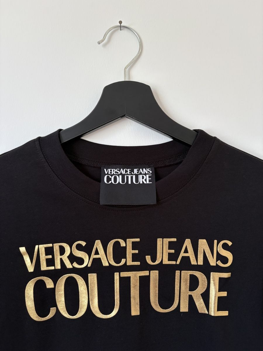Versace T-Shirts: Versace Jeans Couture T-Shirt – Neu (gemäss Beschreibung) aus Malans GR von sim_6pjl 5