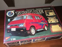 Toyota Wagon Super Custom Town Ace 1/24 Nichimo