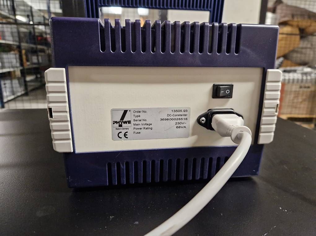 Componenti elettronici: PHYWE geregeltes Netzgerät 13505.93 mit Kabel , Physik – Usato da Niederbipp venduto da pas_j78b 1
