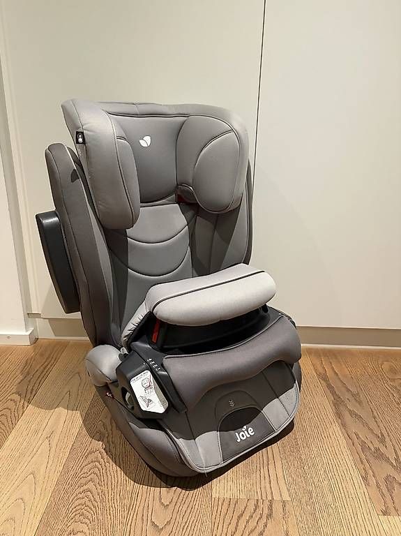 Auto-Kindersitze: Siège Joie Traver 9 mois à 12 ans – Gebraucht aus Duillier von yange