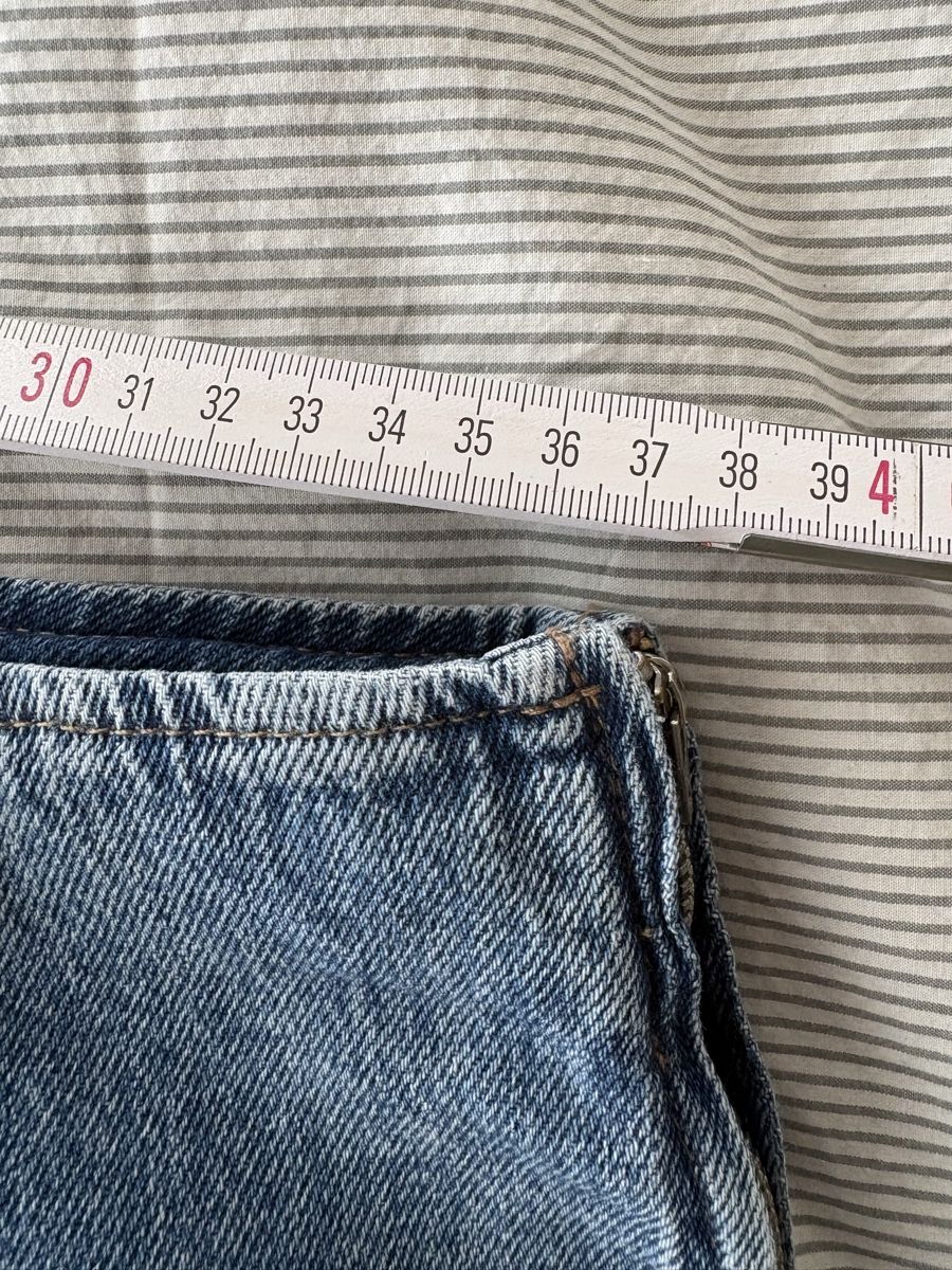 C&A Jeans: Jeans Shorts Gr 38 von C&A – Nuovo (secondo la descrizione) da Rümlang venduto da euqinom16 5