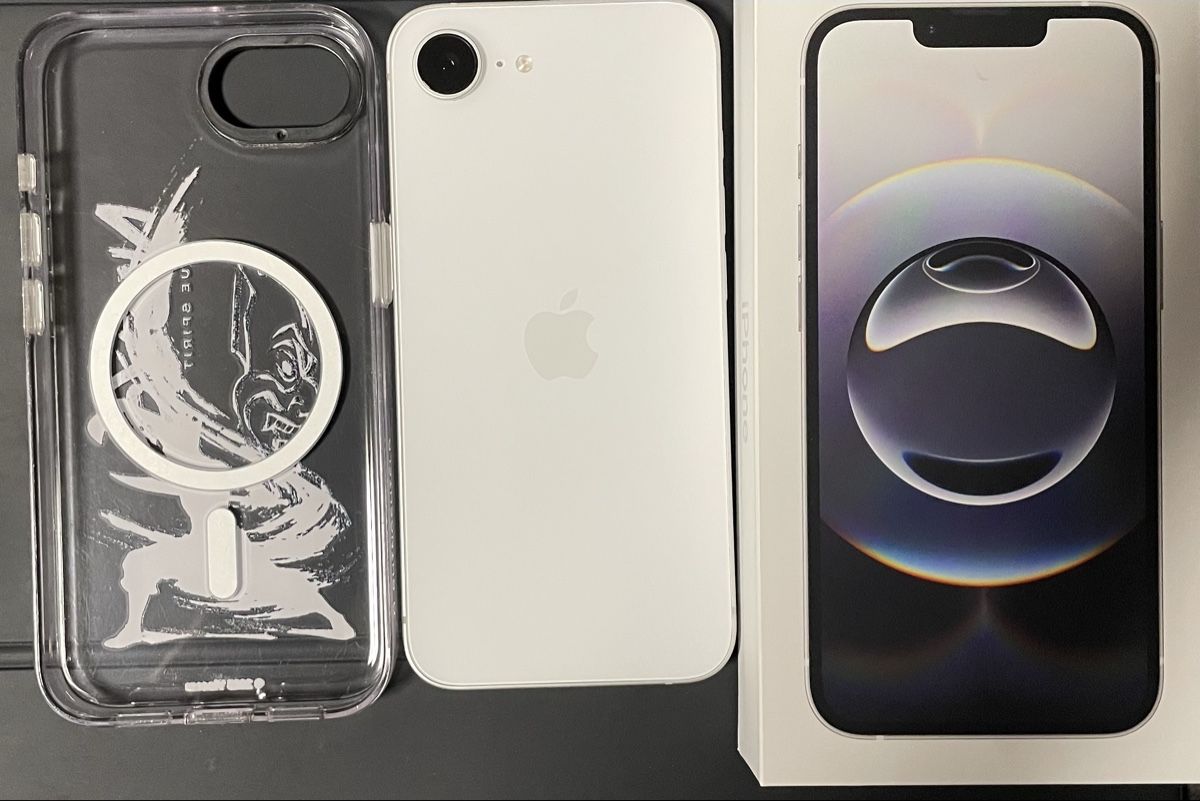 Apple Handys / Smartphones: Iphone 16e inkl. Zubehör und Panzerglas – Neu (gemäss Beschreibung) aus Liestal von oro_g