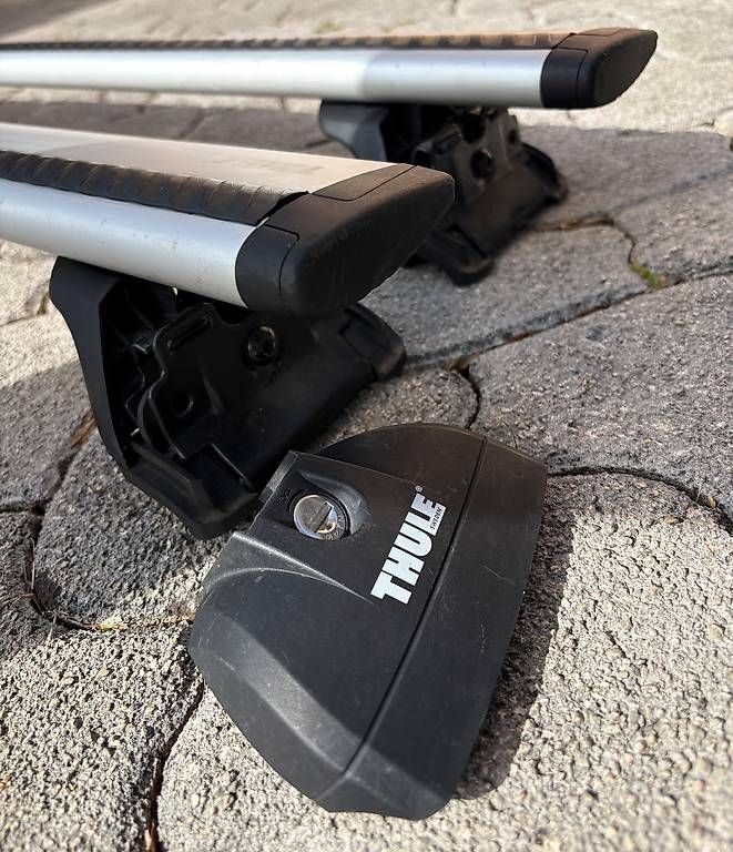 Thule Portapacchi: Barres de toit Thule pour Audi A4 Avant – Usato da Crassier venduto da sluetkek 1