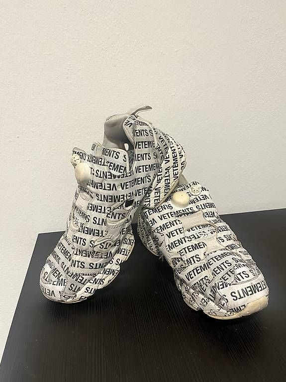 Scarpe da donna: REEBOK PUMP x VETEMENTS – Usato da Mendrisio venduto da yus_gtq7