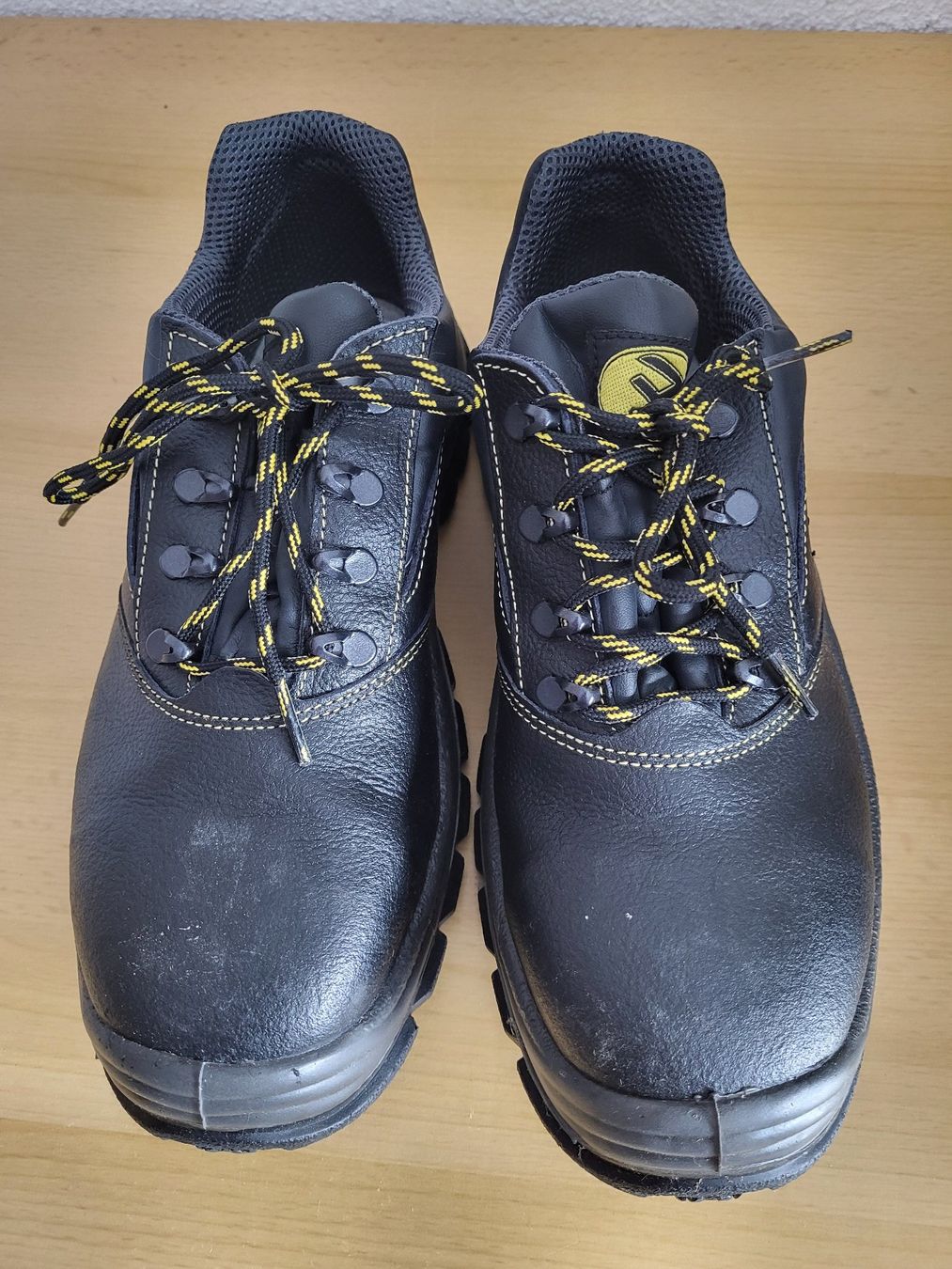 Scarpe da uomo: chaussures de sécurité – Nuovo e nell'imballaggio originale da Morlon venduto da yan_y92p