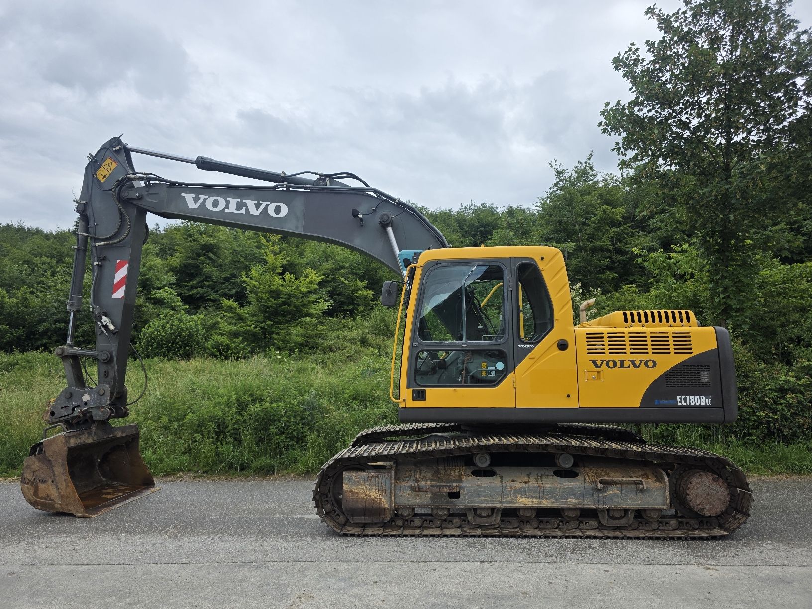 Bagger: Bagger Volvo wie CAT Takeuchi Hutter Kubota – Gebraucht aus Niedergösgen von MHNT 3