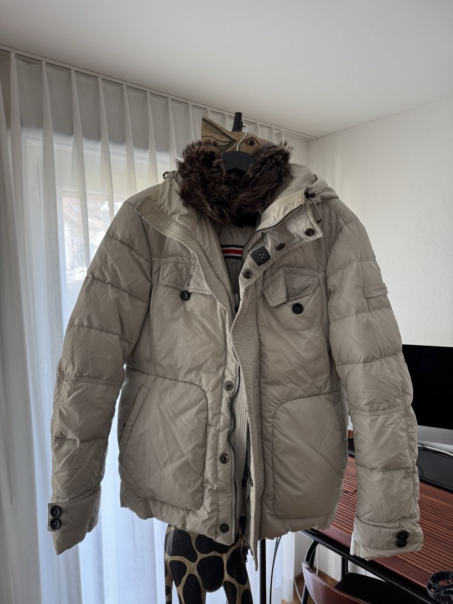 Peuterey Giacche: Peuterey Winterjacke Gr. M – Usato da Neuheim venduto da LucasCorreia 1