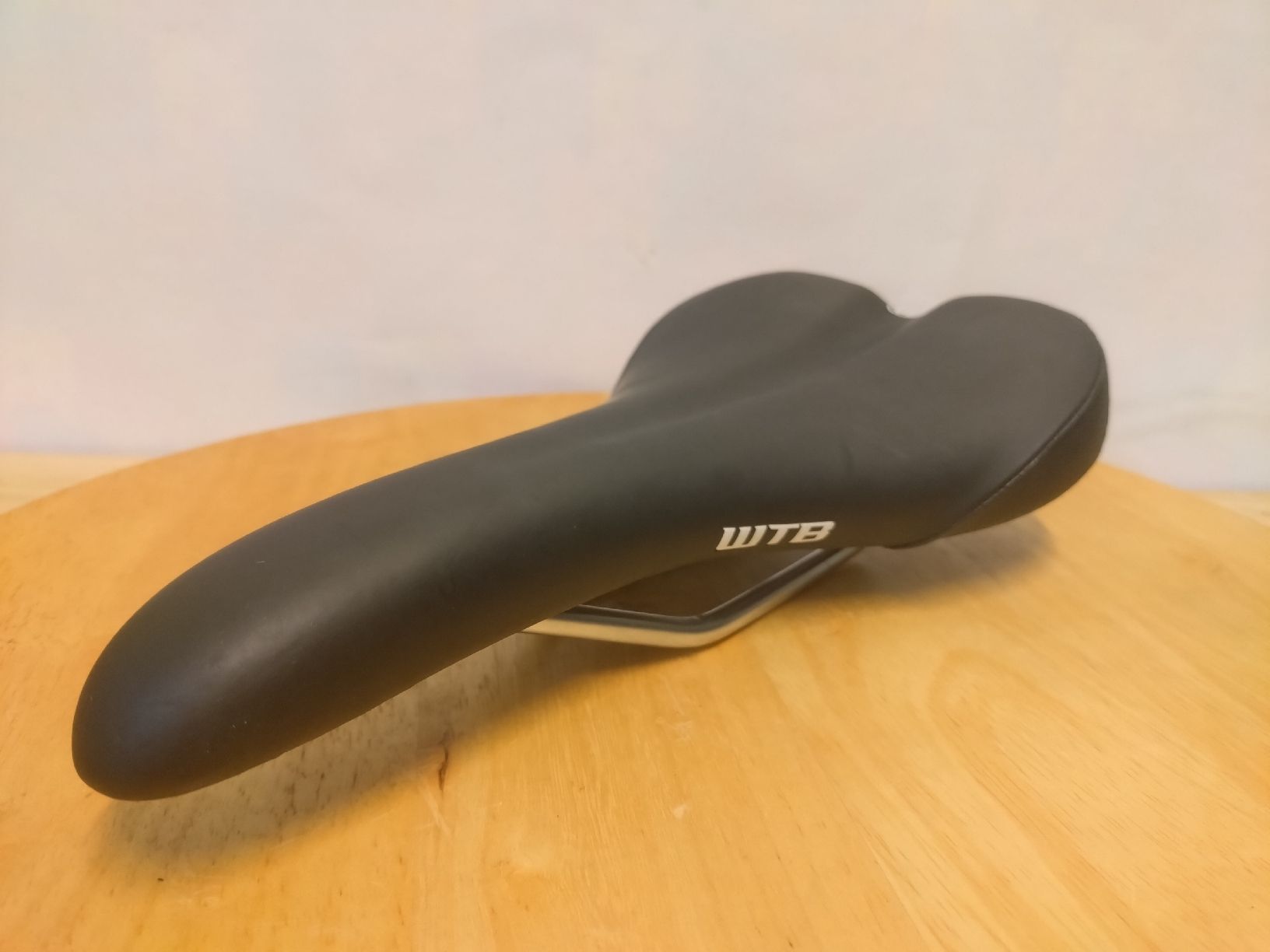 WTB Pezzi di ricambio: Selle VTT WTB noire  27 cm TBE+ – Nuovo (secondo la descrizione) da Farvagny-le-Grand venduto da LaCaverne 3