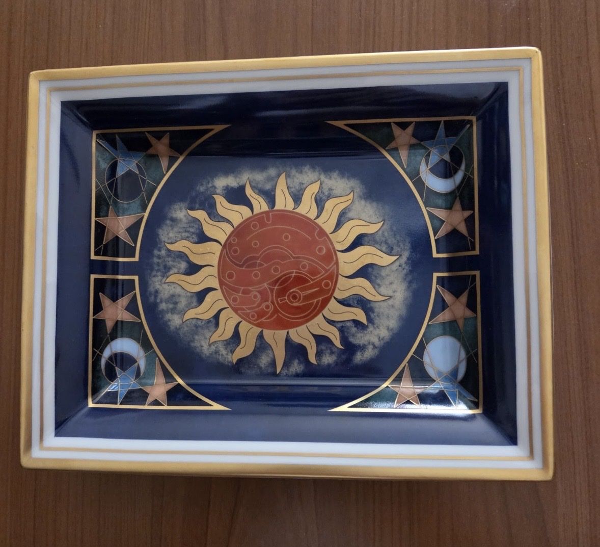 Patek Philippe Portacenere: Patek Philippe Vide-Poche de Collection Musée 2005 – Nuovo (secondo la descrizione) da Petit-Lancy venduto da Vizta