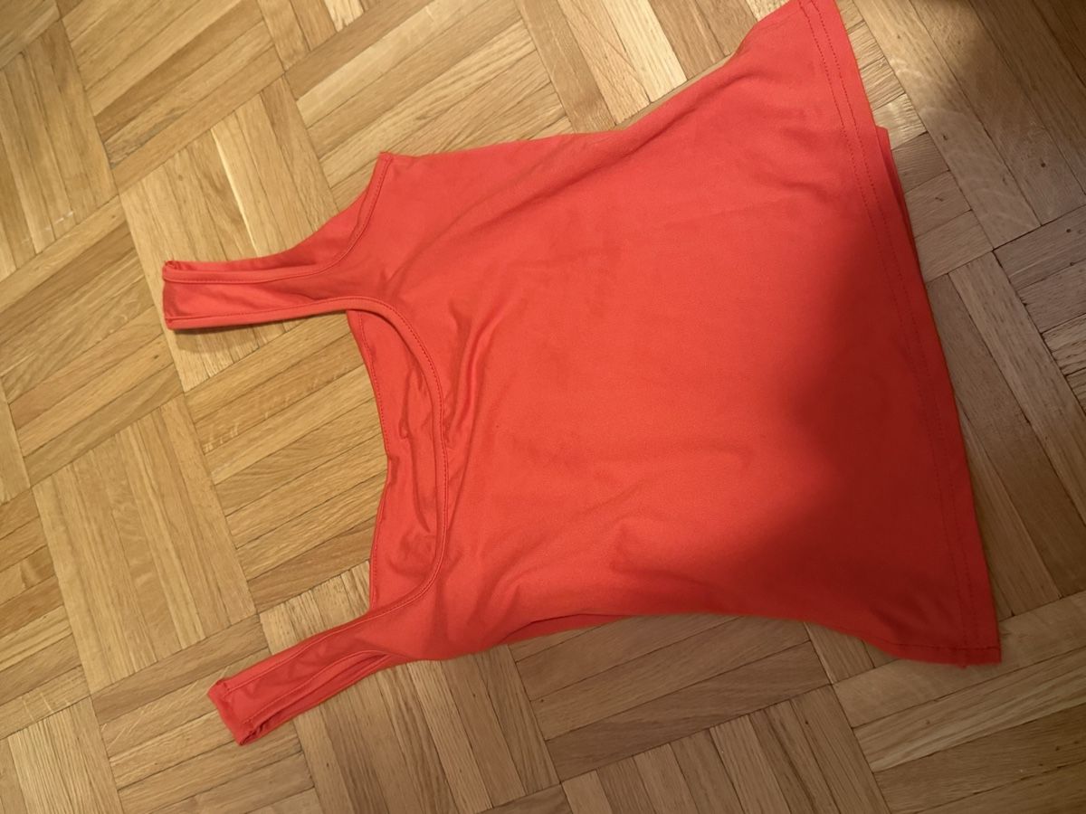 Tops: Débardeur rouge – Neu (gemäss Beschreibung) aus Grand-Lancy von saf_tlt2