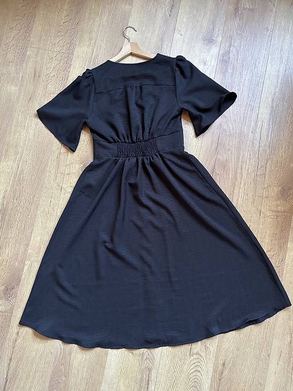 Vestiti: Kleid von Vero Moda – Usato da Rupperswil venduto da az5_x87v 1