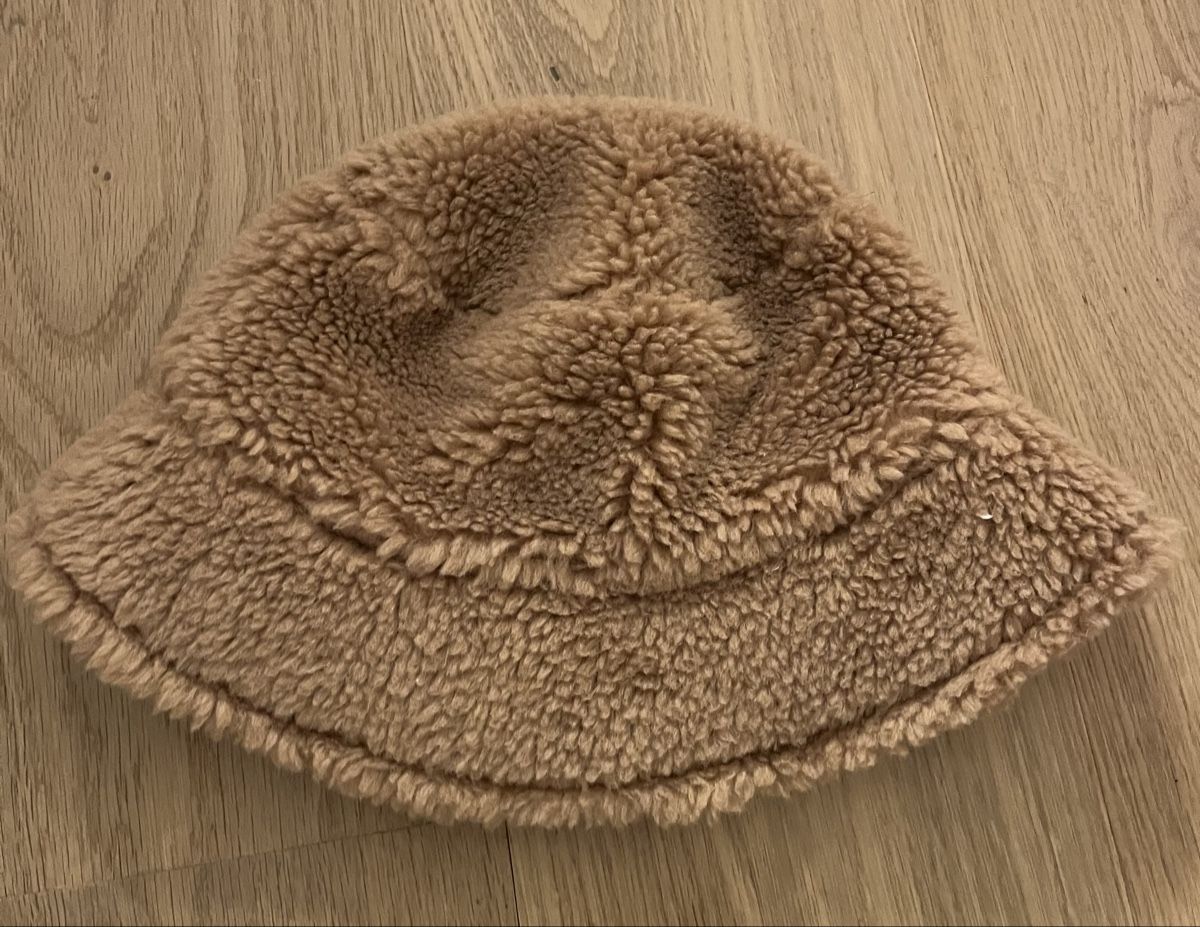 Chapeaux, bonnets & casquettes: Cappello Stand Studio – D'occasion à Zürich par carlot_2023 4