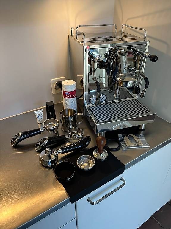 Bezzera Macchine per caffè & Macchine per espresso: Bezzera Magica S MN PID – Usato da Luzern venduto da aanngguu 2