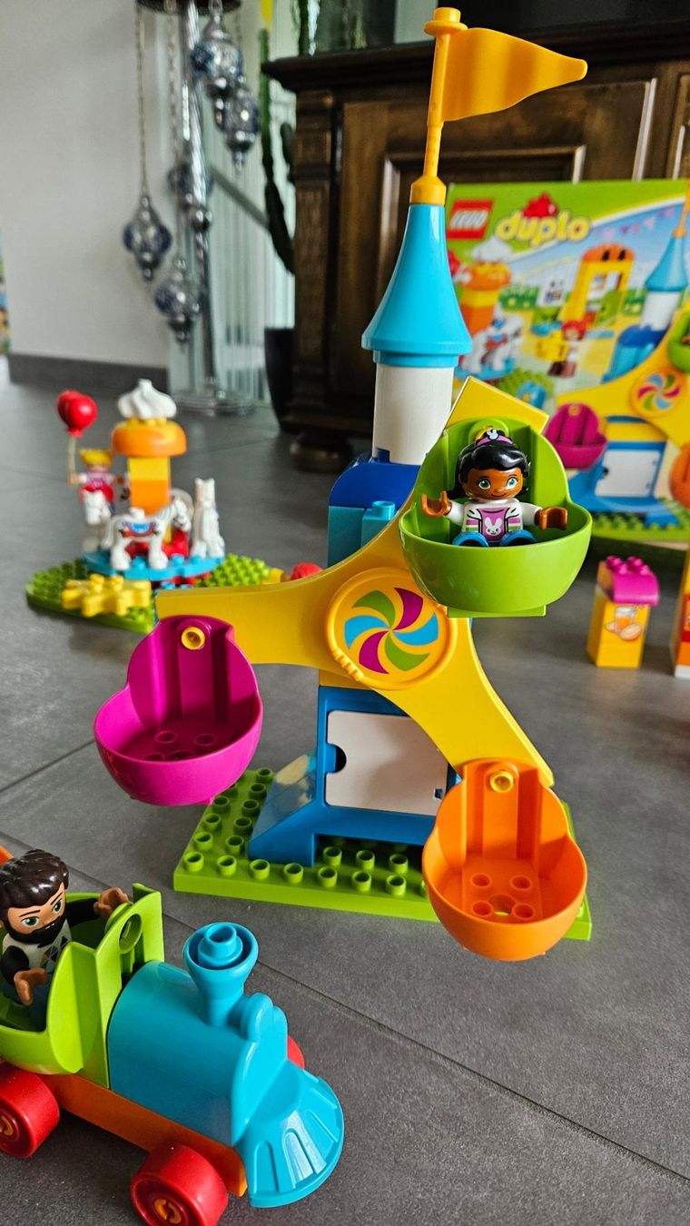 Lego Kit di costruzioni: Fête foraine Duplo 10840 – Usato da Corminboeuf venduto da JadeHill 8
