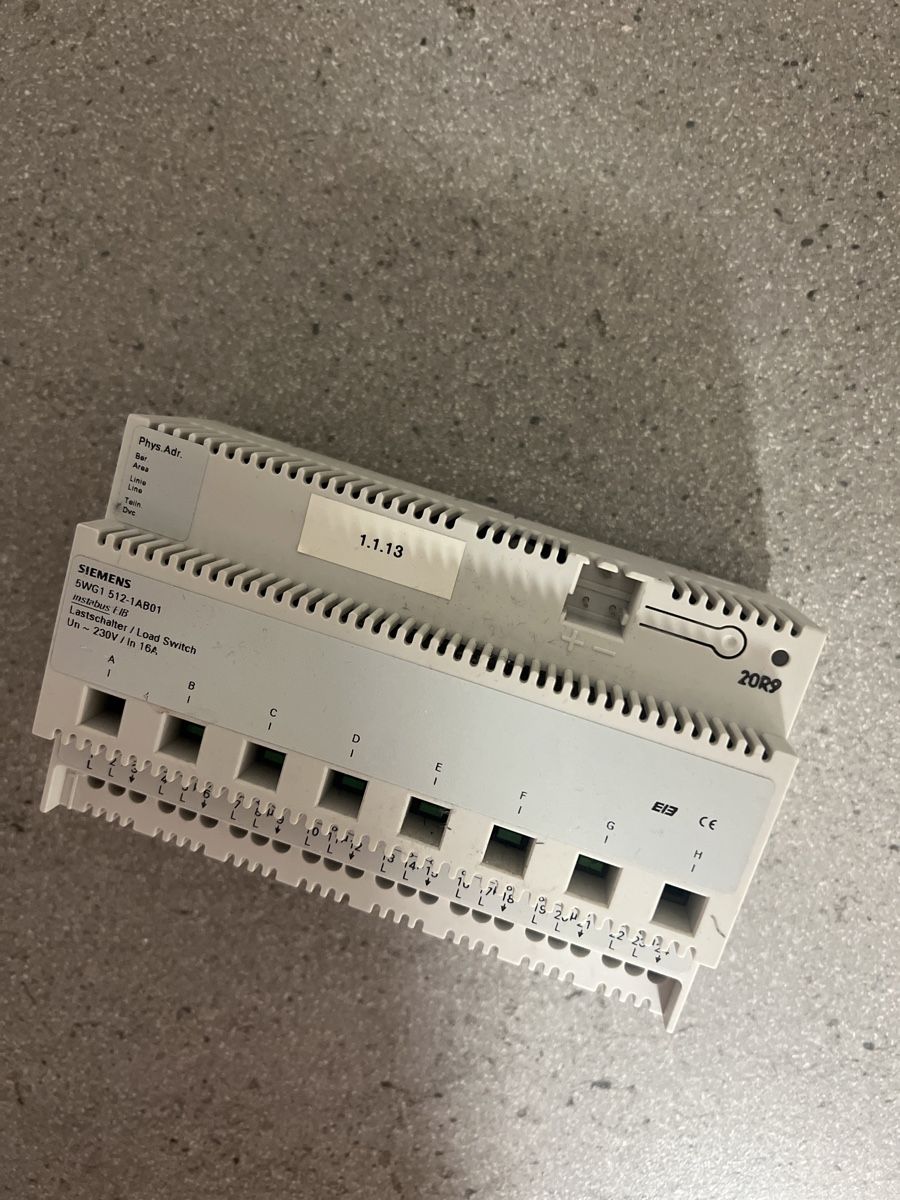 Siemens Componenti elettronici: Unité de commande KNX Siemens – Usato da Morges venduto da Alexys23 2