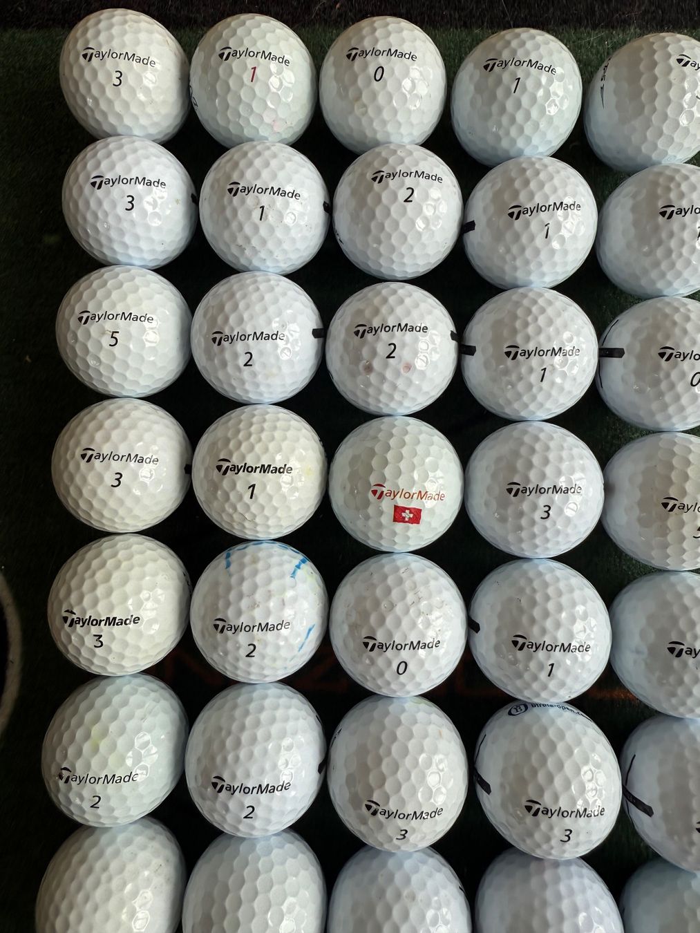 Taylor Made Bälle: 50 div. Golfbälle TaylorMade, guter Zustand – Gebraucht aus Münchenbuchsee von Mantik 2
