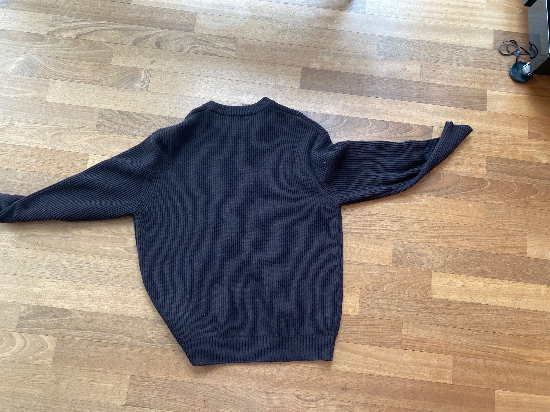 Pullover & Sweatshirts: ZARA PULLOVER – Gebraucht aus Küsnacht ZH von Fluckfamily 1