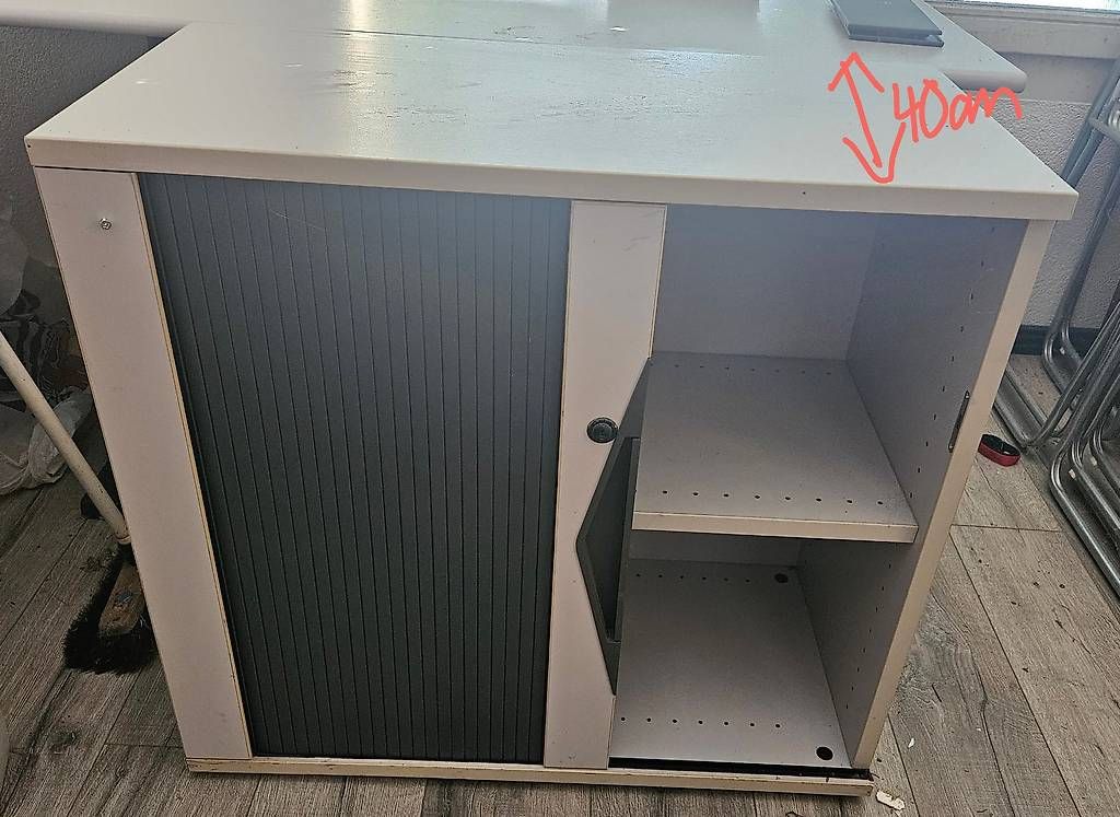 Schreibtische: Büro-Eck-Pult 6 teilig – Gebraucht aus Oensingen von Cadyone 3
