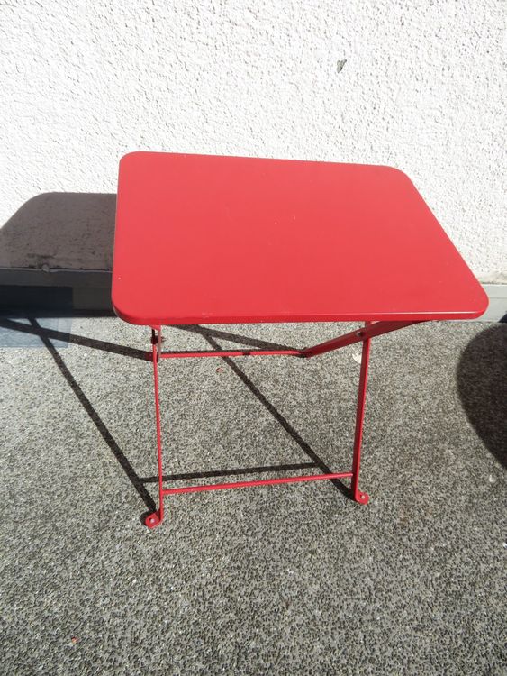 Kleiner Beistelltisch, Coffee Table, klappbar Kaufen auf Ricardo