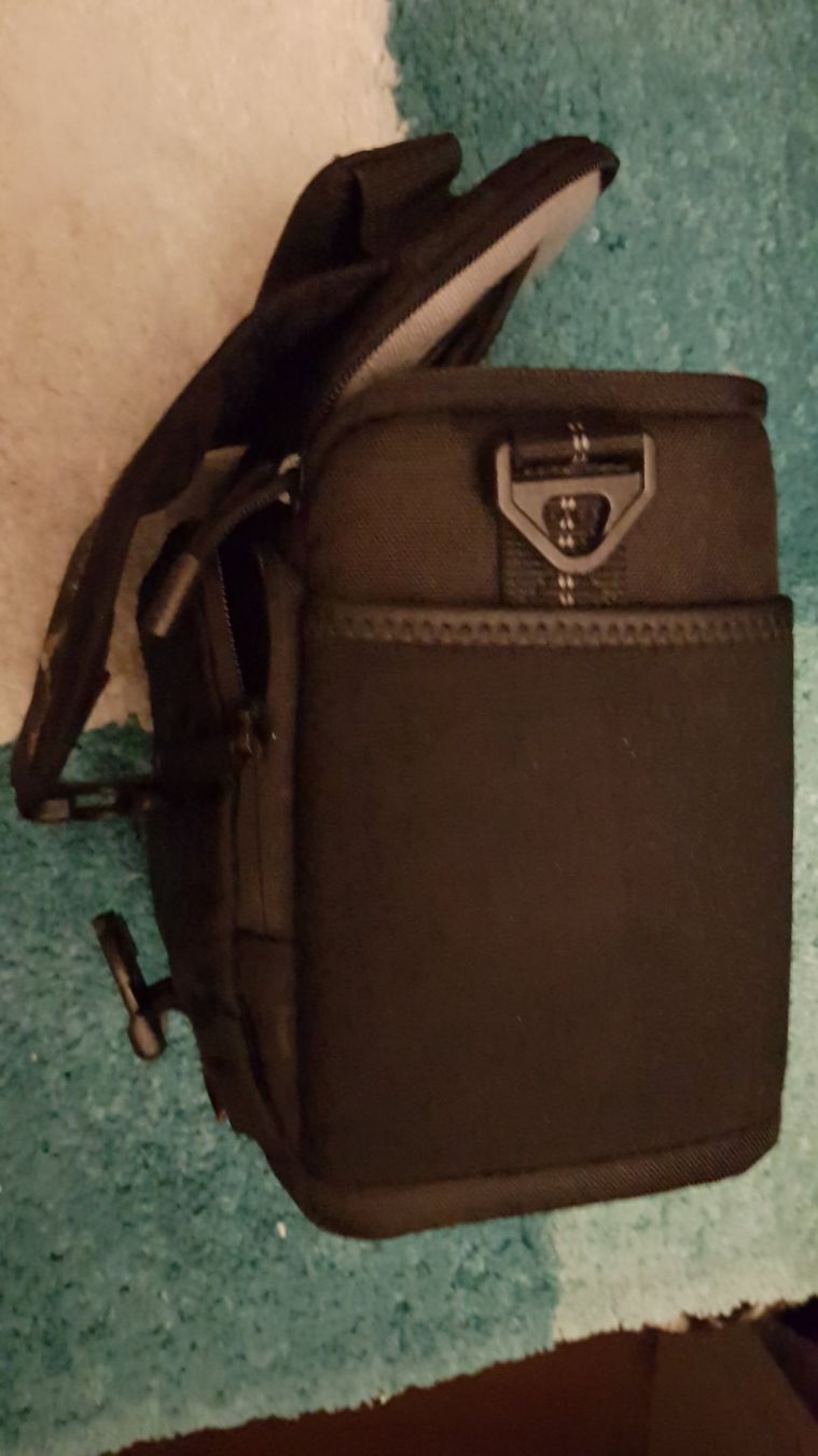 Lowepro Borse: Lowepro Foto-Tasche – Usato da Niedergösgen venduto da Happy-7 3