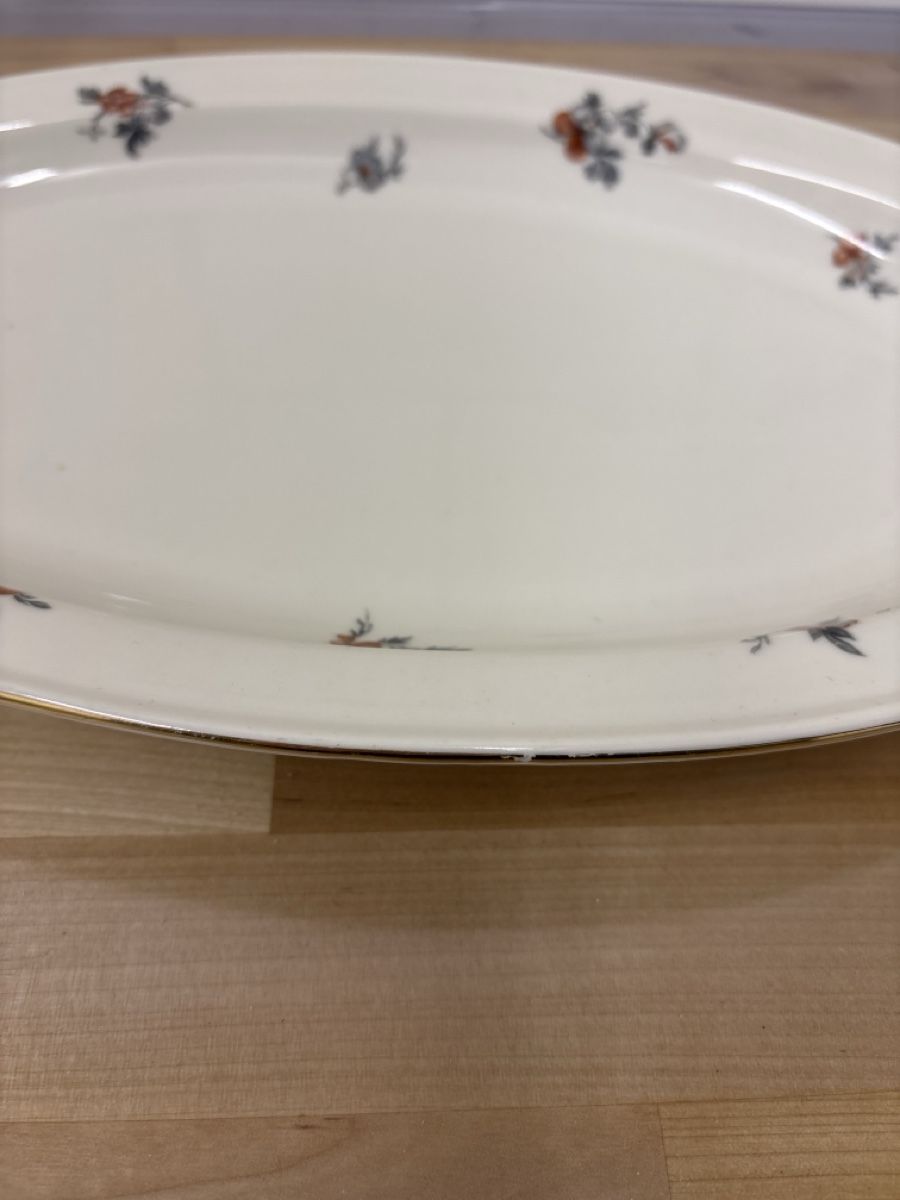 Piatti di portata: Schöne Servierplatte mit Blumenmuster, Langenthal Suisse – Usato da Adliswil venduto da ninotschka7 2
