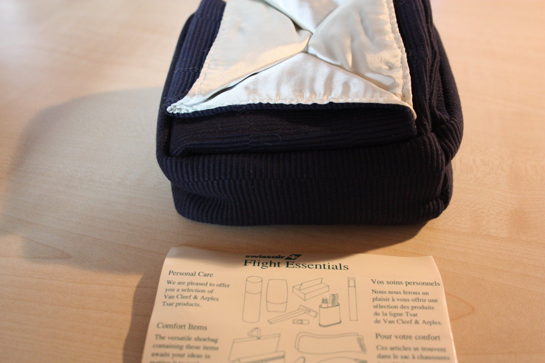 Custodie per cosmetici: Amenity-Kit Swissair First Class – Nuovo (secondo la descrizione) da Oberwil BL venduto da Hesa41 1