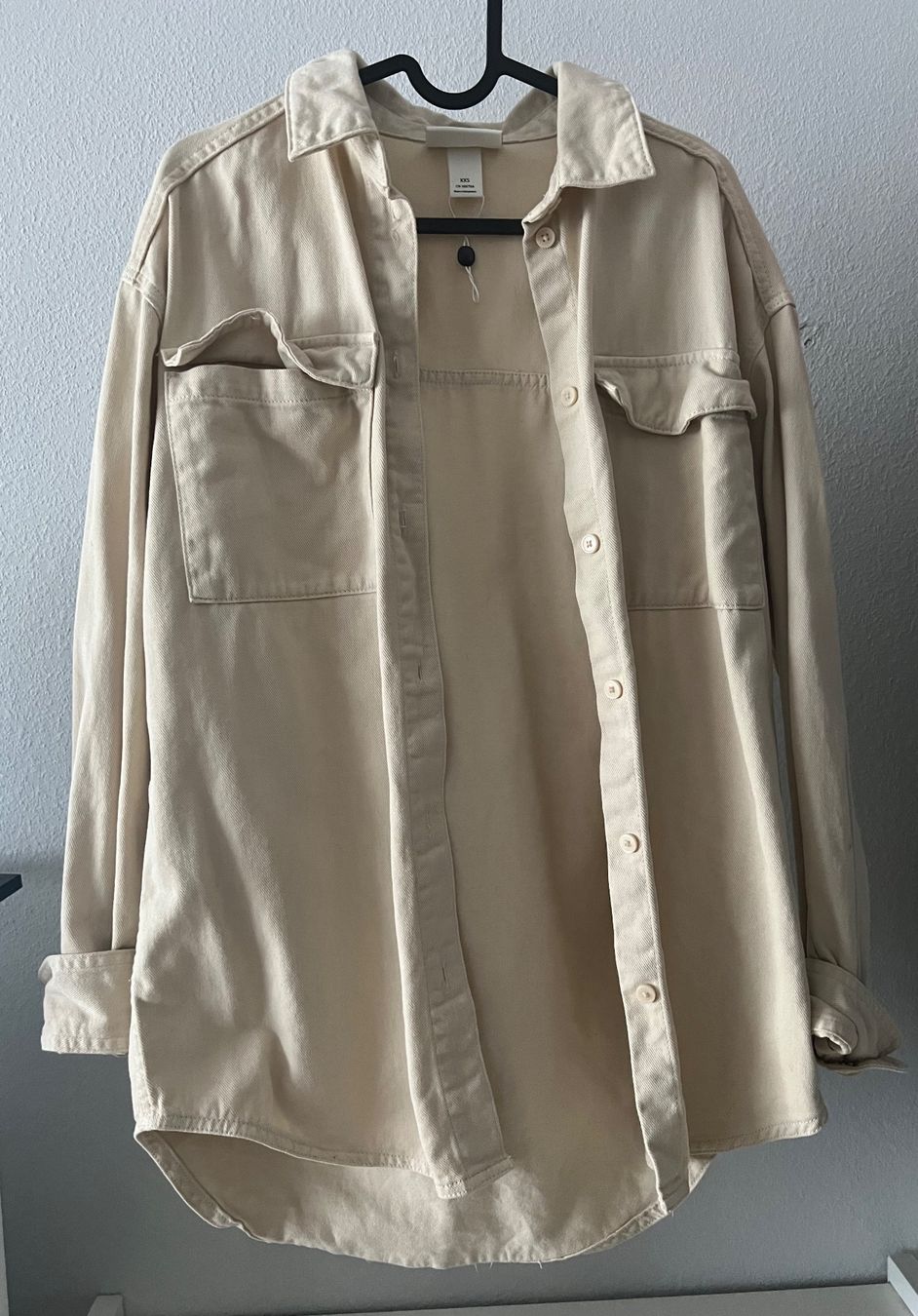 Monki Camicette: Monki Hemdjacke – Usato da Oberglatt ZH venduto da rm_2ndhand