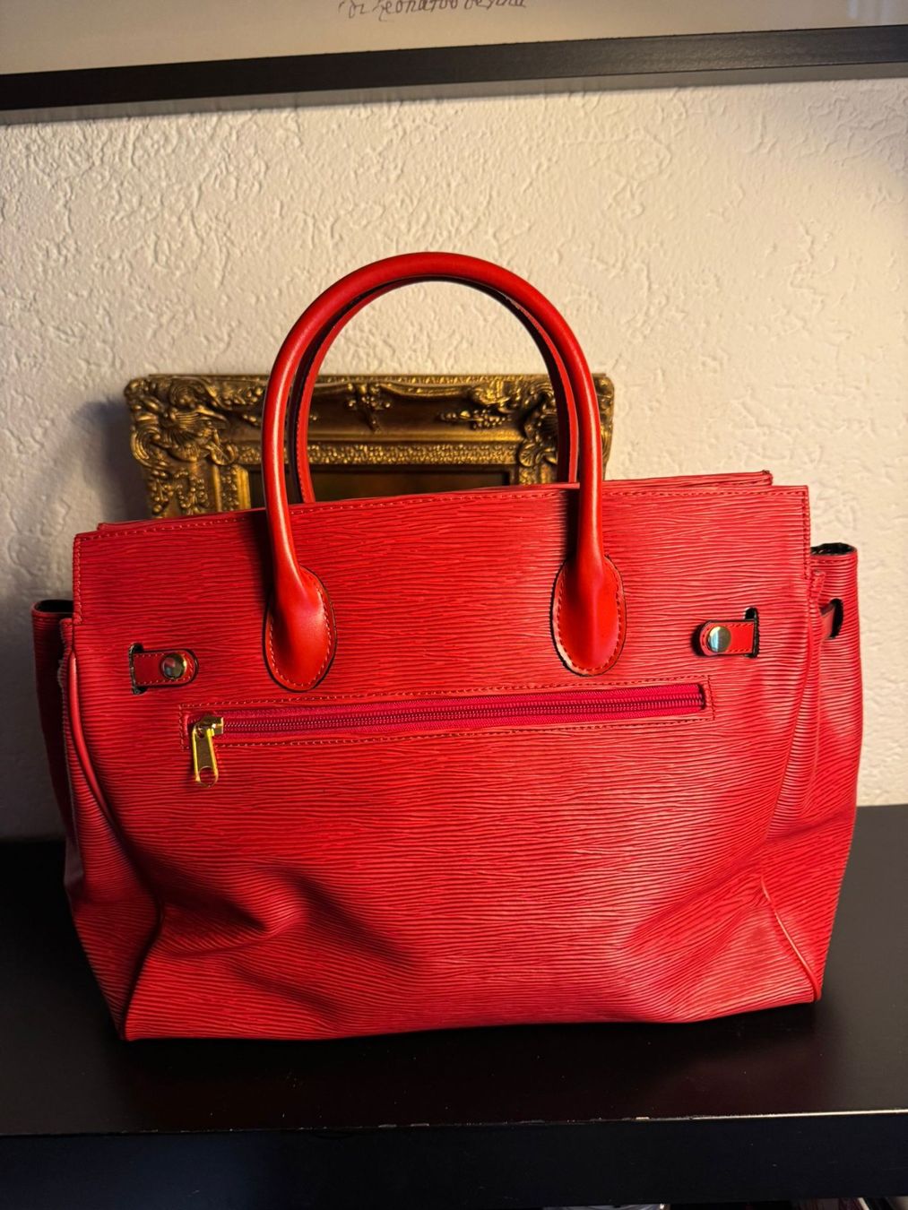 Borse da donna: Structured Red Tote Bag im Epi-Stil – Usato da Winterthur venduto da Dejv 1