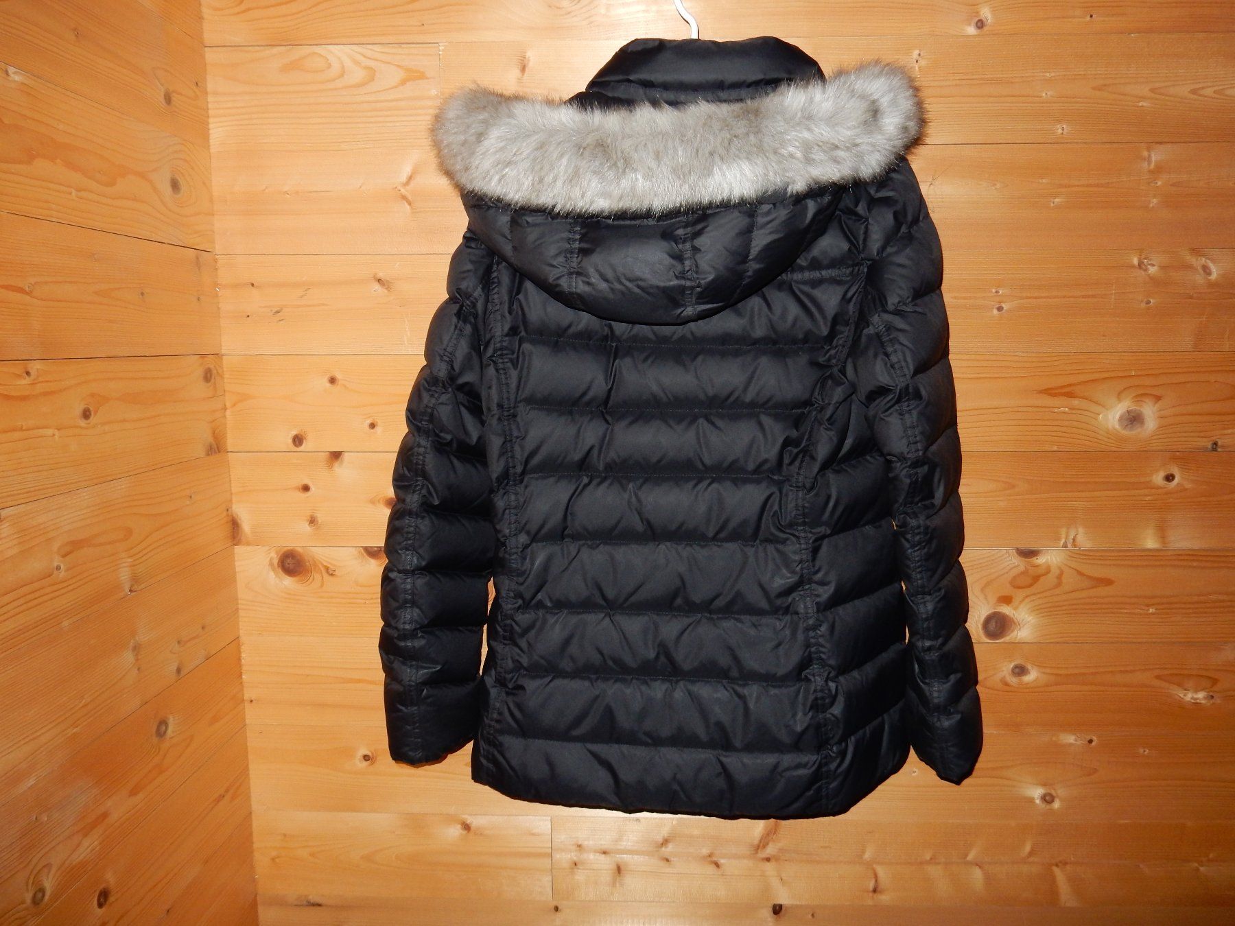 Tommy Hilfiger Jacken: Daunenjacke TOMMY HILFIGER, Gr. S – Gebraucht aus St.Gallen von regenbogen5 2